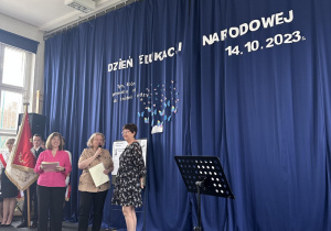Wręczenie nagród nauczycielom