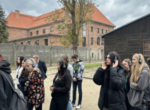 20 października kolejna już klasa w tym roku szkolnym przekroczyła bramy obozu zagłady w Oświęcimiu.