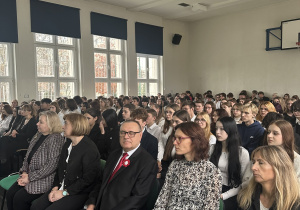 Uroczysta akademia z okazji odzyskania przez Polskę niepodległości.