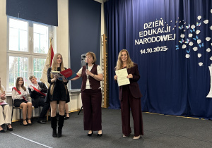 Wręczenie nagród przez Panią wicedyrektor